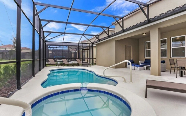 Oakwood Street Villa Solterra 1