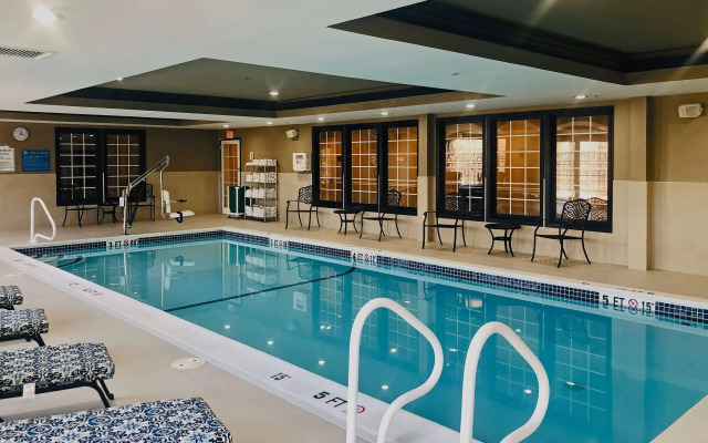 Comfort Inn & Suites Sturbridge - Brimfield