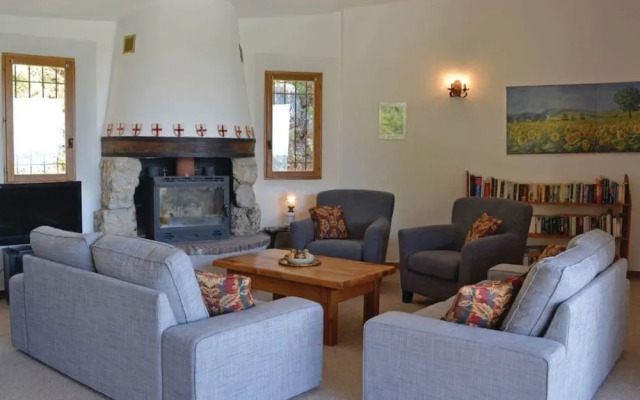 Peaceful, spacious 3 bed Villa