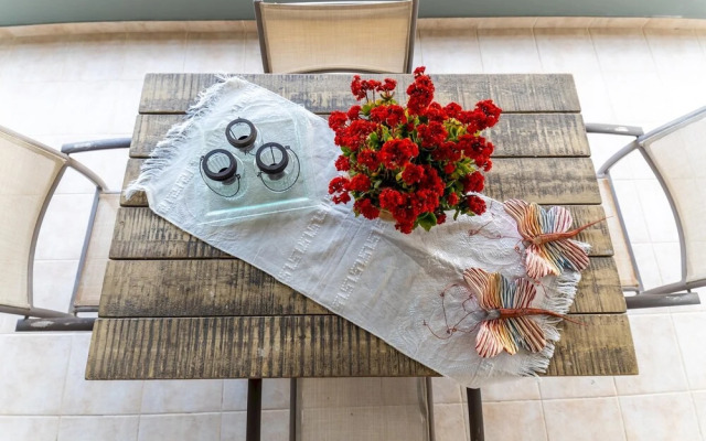 David Holiday Apartment by Estia