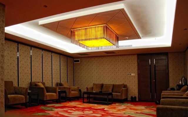 Rongcheng Celebrity Hotel High Speed Rail Station Shop