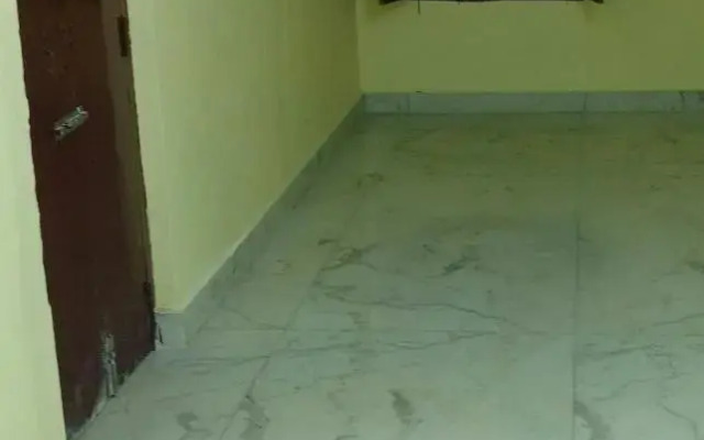 Raghavi Tourist Home