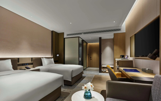 DoubleTree by Hilton Chengdu Riverside - Close to Panda Base and Chengdu East Railway