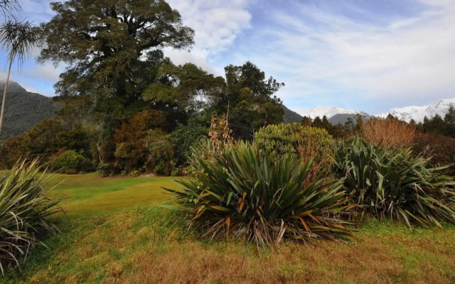 Westwood Lodge