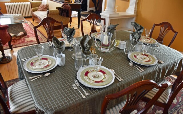 Apple Tree Historic B&B