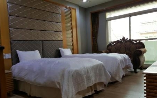 Royal Garden Business Motel