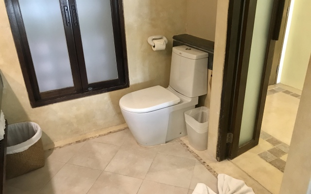 Ao Nang Colors - Aonang Beach Hotel