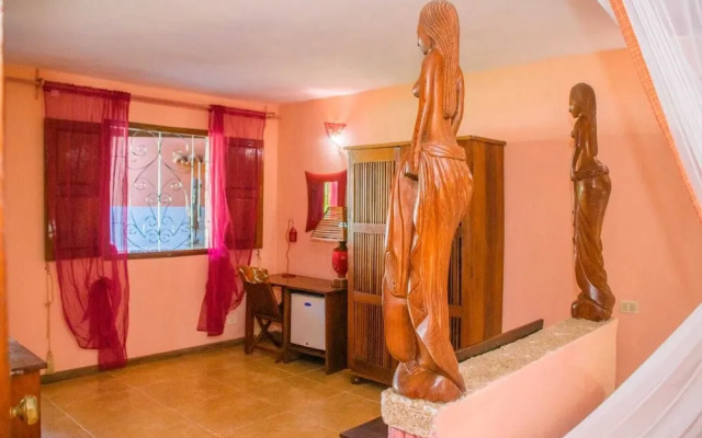 Madiro Hotel