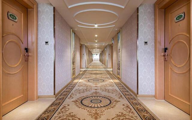 Vienna Hotel Guangzhou Huadu Sunac Wanda Furong