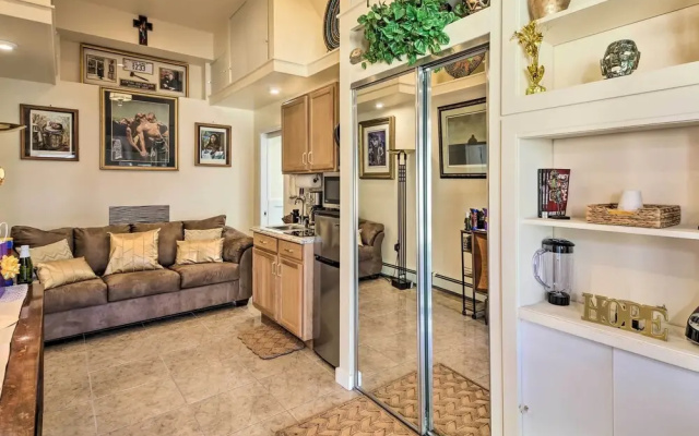 Cozy & Convenient Elmont Retreat w/ Patio!
