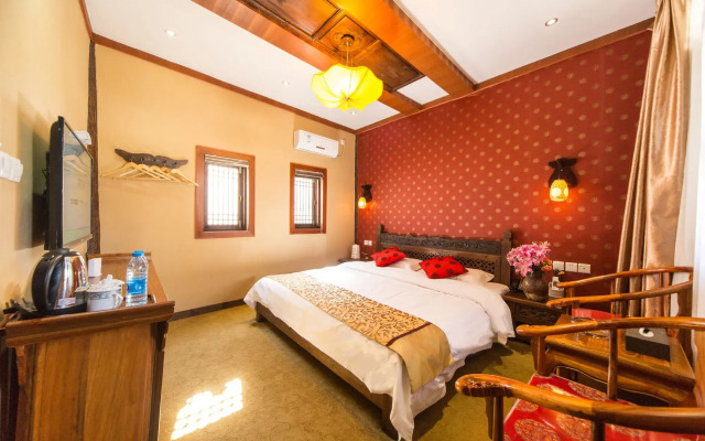 Lijiang He Mu Ju Family Inn