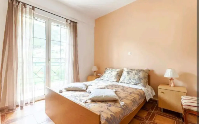 Sea view maisonette near Nafplio!1' drive to beach