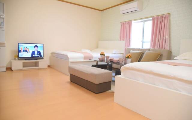 MT Sweet House