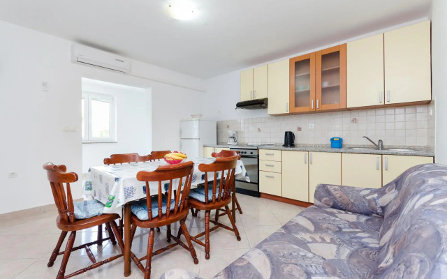 Apartments Ester in Lopar - island Rab