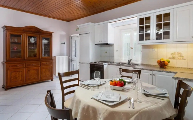 Angelina Villa - Four Bedroom Traditional Paxos Villa