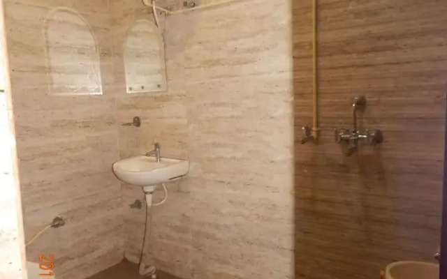 Hotel Aadesh Palace