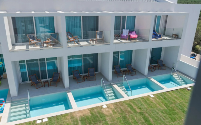 Mirage Bleu Hotel