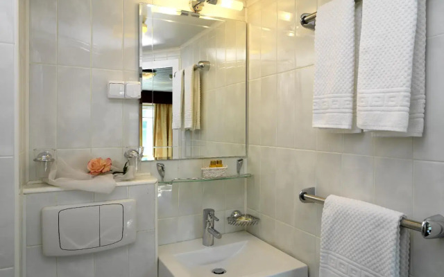 Messecruise Business Hotelship Cologne / Koln