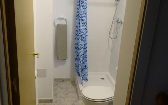 Rickaty Lodge Bed & Breakfast Guesthouse
