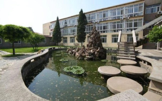 Guoziwei Commercial Beidaihe Sanatorium (Liuzhuang Night Market)