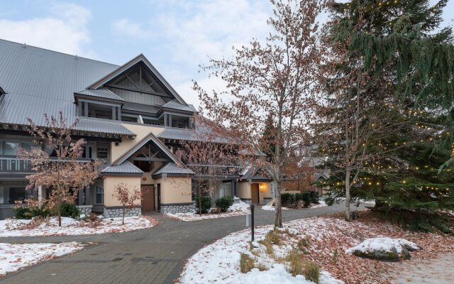 Stoney Creek Lagoon - Whistler Premier