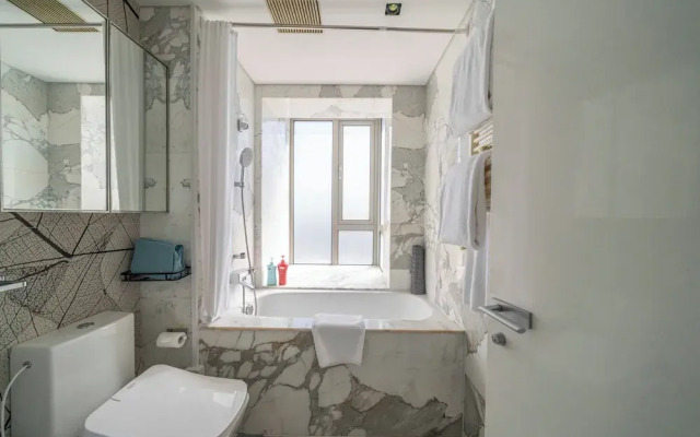 Tyms Bright 2BR 1BA Suite Xujiahui