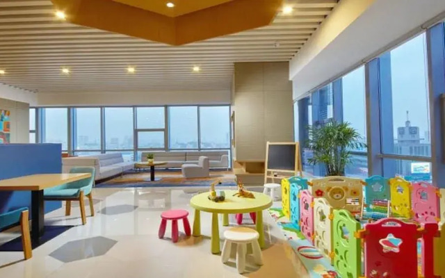 Holiday Inn Express Panjin Downtown