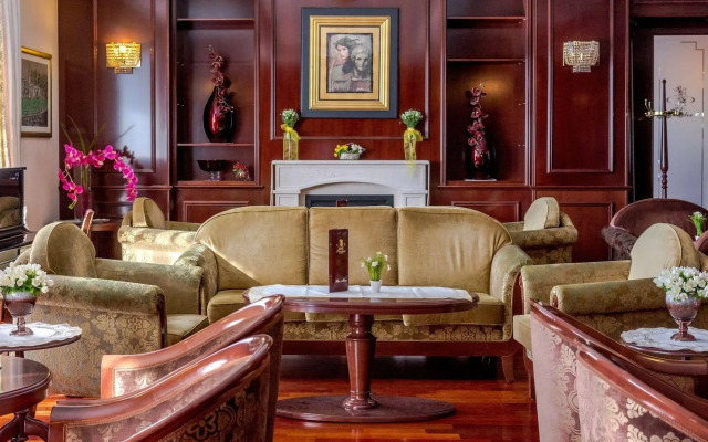 Hotel President Solin