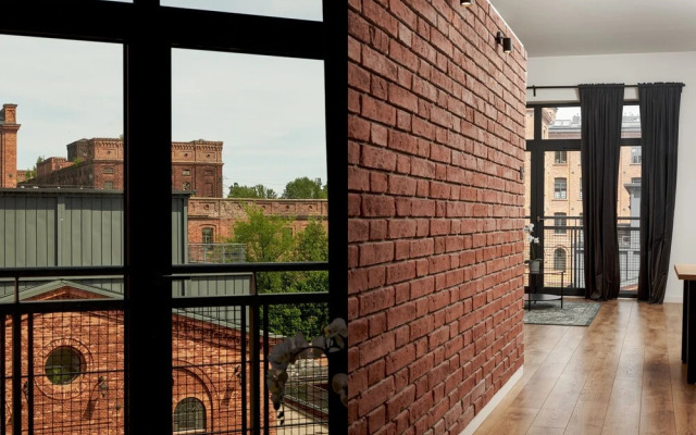 Lumina stylish and spacious studio
