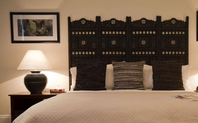Melrose Place Boutique Hotel