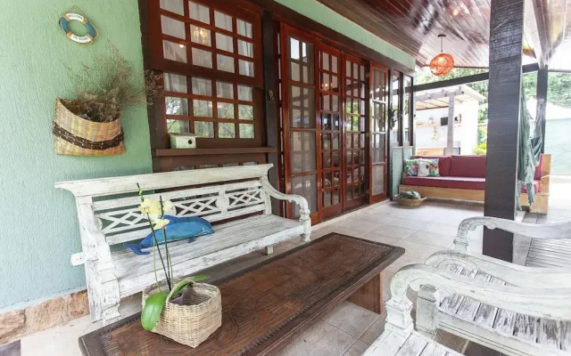 Bz10 Casa 4 suítes em condomínio clube
