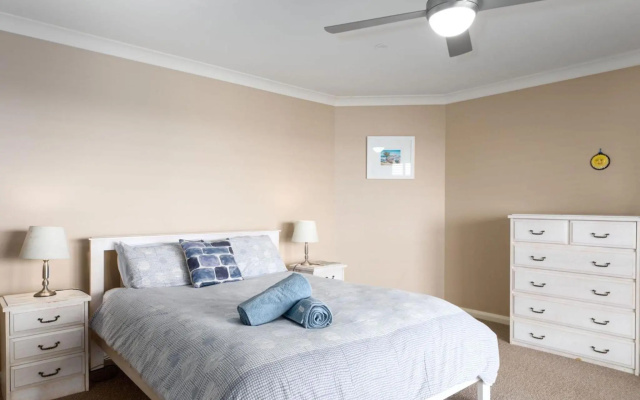 MISTRAL Gerroa 4pm check out Sundays – Guest Rooms – Gerroa