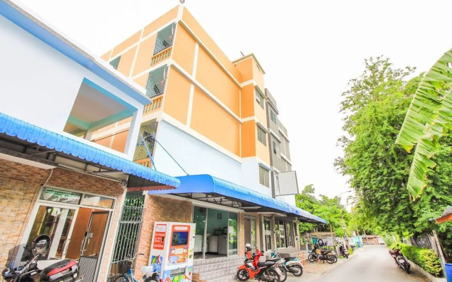 OYO 309 Ze Residence Ram Intra