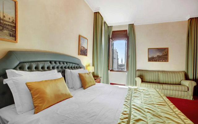 Hotel Dona Palace
