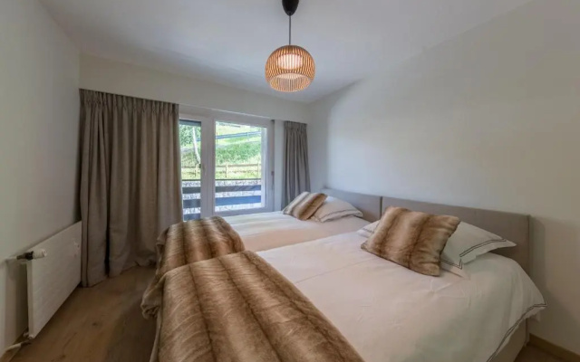 Olympic R2 - pied des pistes - carless holidays!