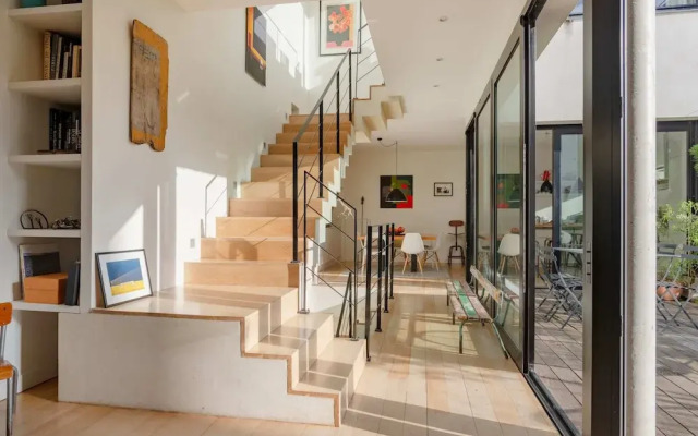 Paris Mimosa Penthouse Residences