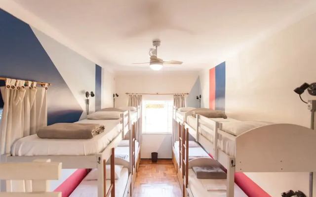 Trem Azul Hostel