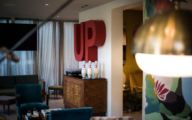 Up Hotel
