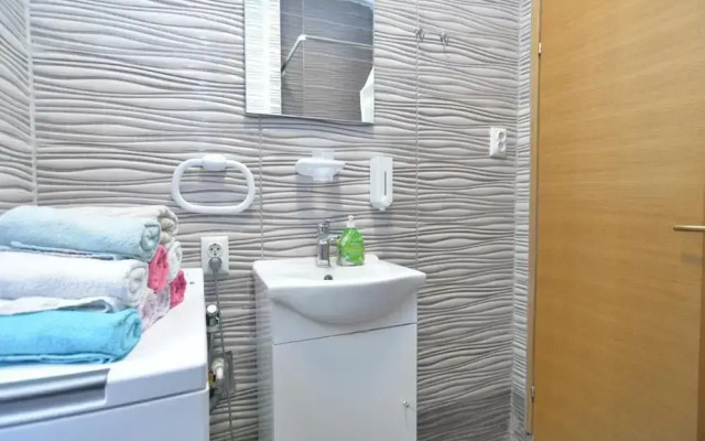 Spacious Flat With Pool Just 300m From the Beach