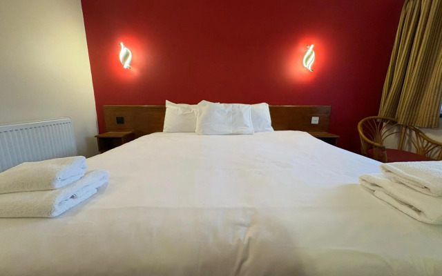 Tollgate Hotel And Leisure