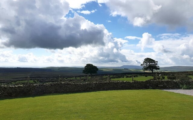 Merrybent Hill Luxury B&B