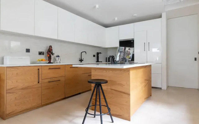 Simon Close by Onefinestay