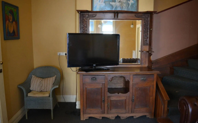 Australian Heritage Hotel