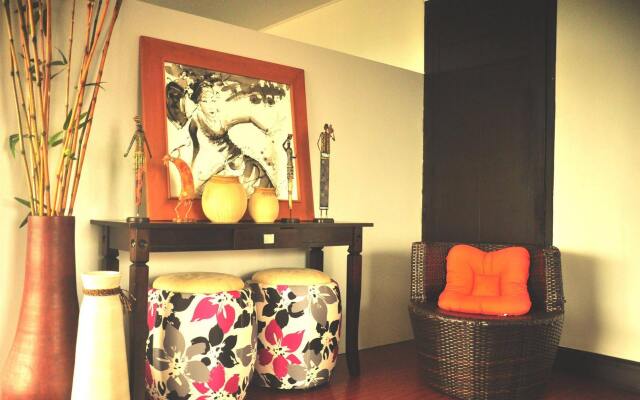 The Fort Budget Hotel - Bonifacio Global City