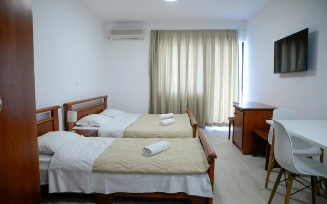 Guest House Sandra Lagadin