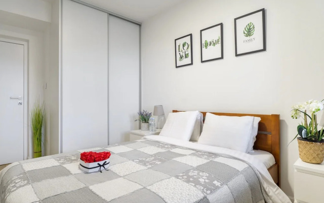 Lumina spacious apart with 3 bedrooms