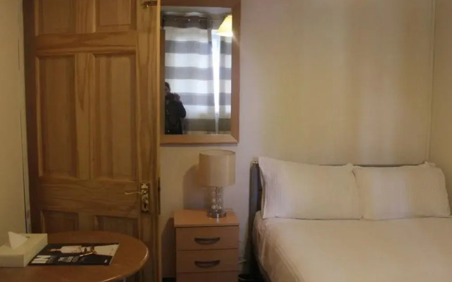 Whitechapel Rooms