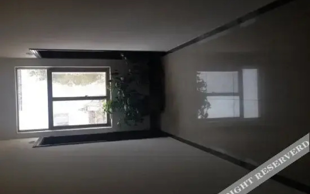 Yulong Hostel