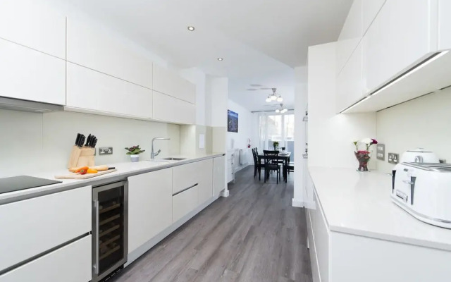 Stunning Modern 5BR house in Olympic East London