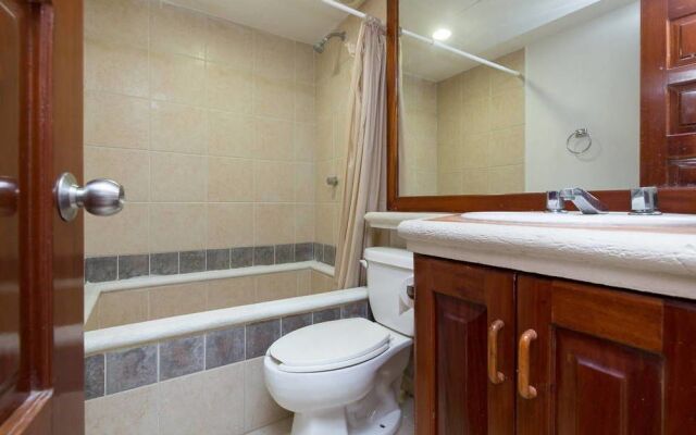 Irving Paradise 202 by CocoBR